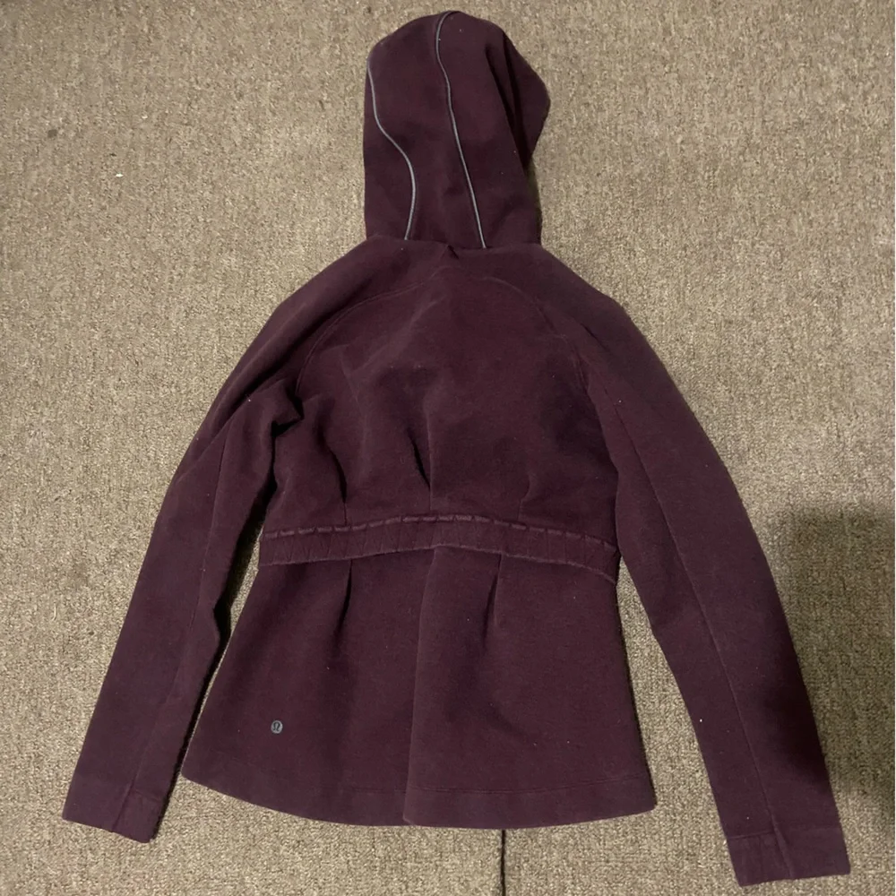 Lululemon Sweater with hood